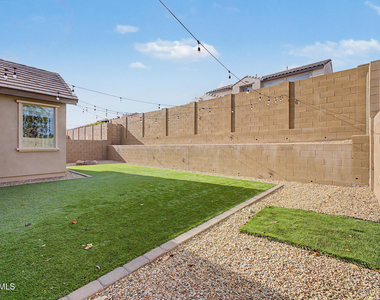 6954 W Maya Way - Photo Thumbnail 33