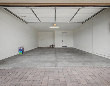 6954 W Maya Way - Photo Thumbnail 32