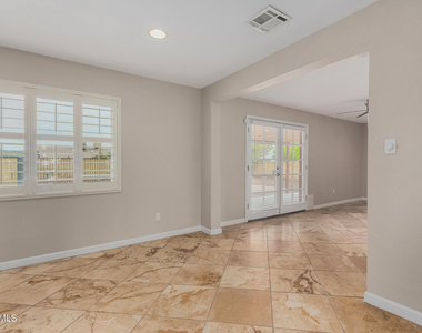 11825 S Coconino Street - Photo Thumbnail 12