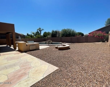 9732 E Natal Avenue - Photo Thumbnail 38
