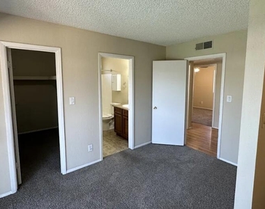 1643 W Muriel Drive - Photo Thumbnail 15