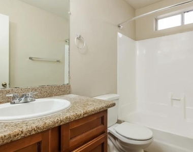 1643 W Muriel Drive - Photo Thumbnail 17