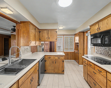 1707 W Coolidge Street - Photo Thumbnail 15