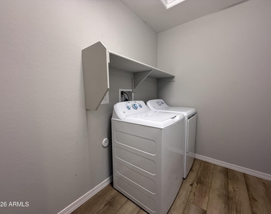5618 N 87th Drive - Photo Thumbnail 27