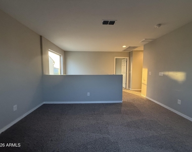 5618 N 87th Drive - Photo Thumbnail 14