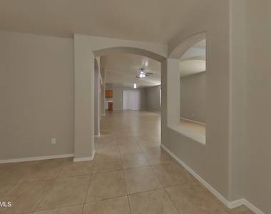 8006 W Pima Street - Photo Thumbnail 13