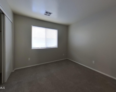 8006 W Pima Street - Photo Thumbnail 9