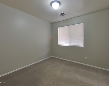 8006 W Pima Street - Photo Thumbnail 11