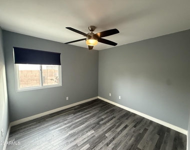 1567 N Tucana Court - Photo Thumbnail 18