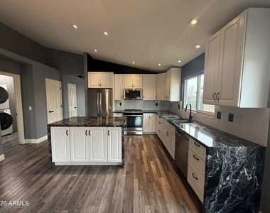 1567 N Tucana Court - Photo Thumbnail 8