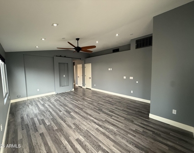 1567 N Tucana Court - Photo Thumbnail 3