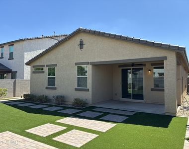 17296 W Valentine Street - Photo Thumbnail 35
