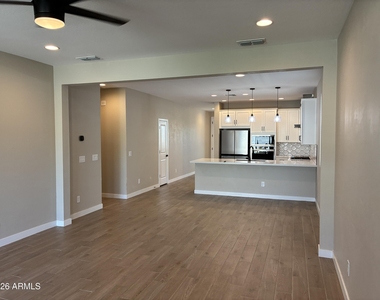 17296 W Valentine Street - Photo Thumbnail 12