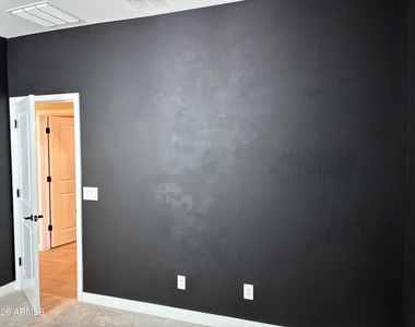 17296 W Valentine Street - Photo Thumbnail 23