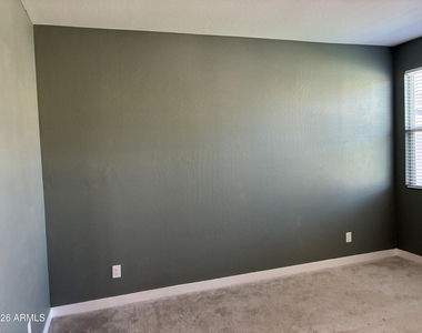 17296 W Valentine Street - Photo Thumbnail 14