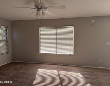 2706 N 111th Lane - Photo Thumbnail 8