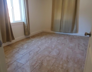 3032 N 34th Street - Photo Thumbnail 6