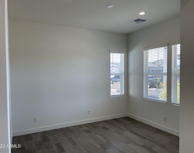 17250 W Edinburg Street - Photo Thumbnail 34