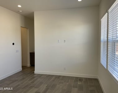 17250 W Edinburg Street - Photo Thumbnail 18