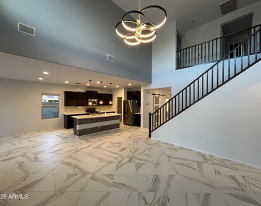 5164 W Quail Track Drive - Photo Thumbnail 3