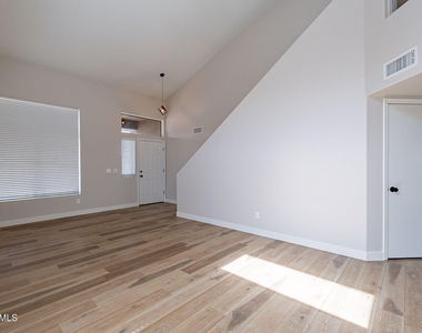 15885 W Apache Street - Photo Thumbnail 10