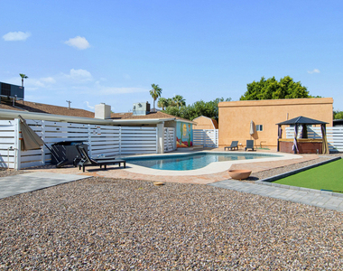 2929 N 55th Place - Photo Thumbnail 60