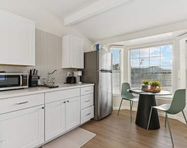 2929 N 55th Place - Photo Thumbnail 42