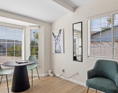 2929 N 55th Place - Photo Thumbnail 50
