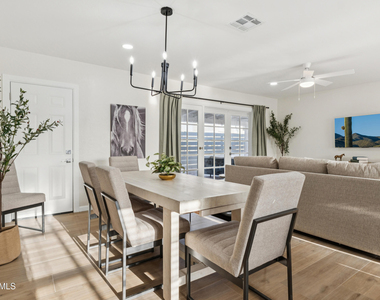 2929 N 55th Place - Photo Thumbnail 15