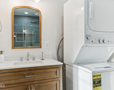 2929 N 55th Place - Photo Thumbnail 51