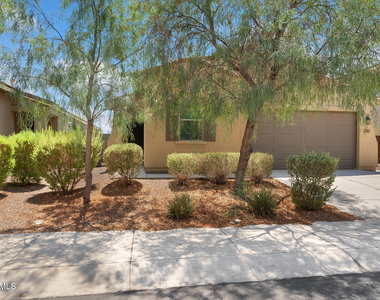 21451 W Palm Lane - Photo Thumbnail 5