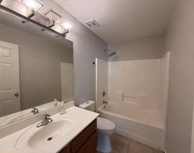 1555 S 229th Court - Photo Thumbnail 18