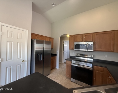 1555 S 229th Court - Photo Thumbnail 6