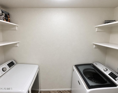 5934 N 48th Lane - Photo Thumbnail 15