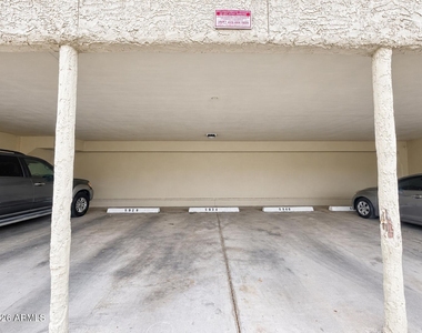 5934 N 48th Lane - Photo Thumbnail 16