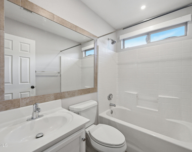 317 W Calle Monte Vista - Photo Thumbnail 19