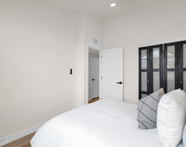 10080 E Mountainview Lake Drive - Photo Thumbnail 34