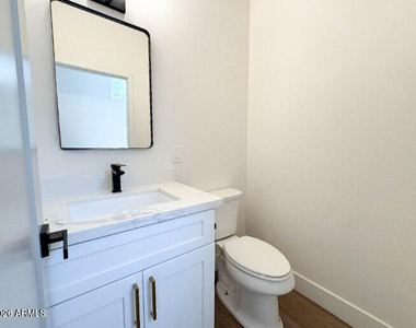 185 Sugarloaf Street - Photo Thumbnail 11