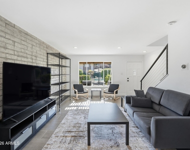 4701 N 68th Street - Photo Thumbnail 3