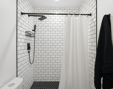 4701 N 68th Street - Photo Thumbnail 13