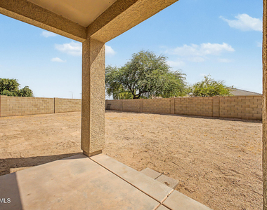 11755 W Hopi Street - Photo Thumbnail 32