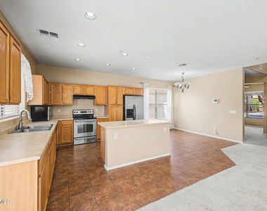 11755 W Hopi Street - Photo Thumbnail 11