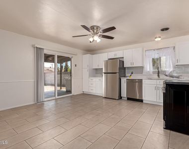 1407 E El Camino Drive - Photo Thumbnail 1