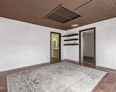 1407 E El Camino Drive - Photo Thumbnail 20