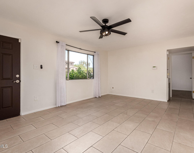 1407 E El Camino Drive - Photo Thumbnail 6