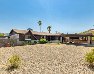 1407 E El Camino Drive - Photo Thumbnail 4