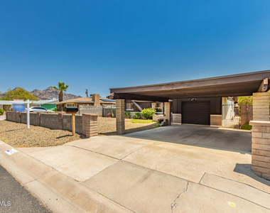 1407 E El Camino Drive - Photo Thumbnail 5