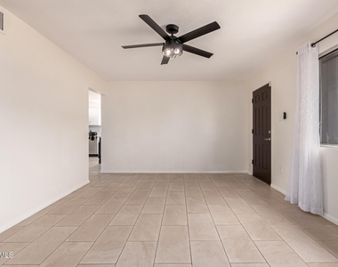 1407 E El Camino Drive - Photo Thumbnail 9