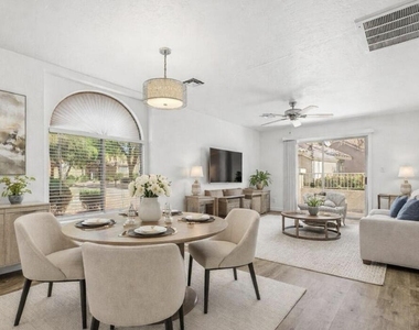 7040 W Olive Avenue - Photo Thumbnail 5