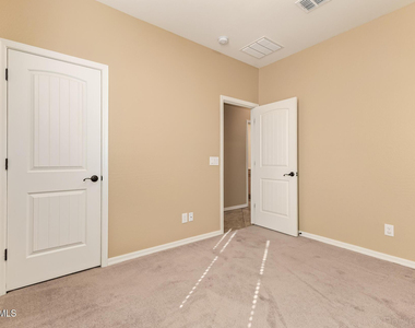 2057 W Kenton Way - Photo Thumbnail 25